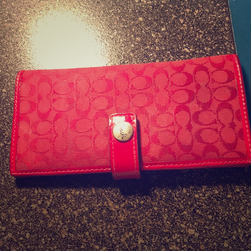Coach lightly used wallet!